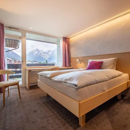Gadi Hotel 3*